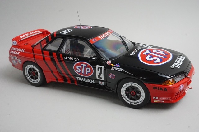 1/18 オートアート 89377 日産 STP タイサン スカイライン GT-R (R32