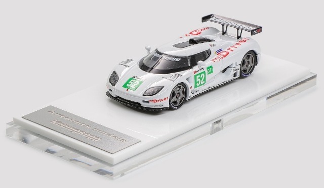 オートボッツモデルズ 1:64 ケーニグセグ CCGT エンジンフード開閉 新品 Autobots model 1/64 ケーニグセグ Koenigsegg CCGT Orange