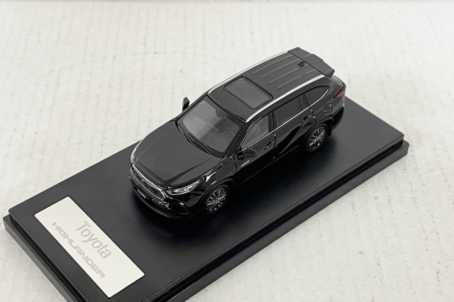 新品特価 LCD64019-BL LCD 1/64 トヨタ ハイランダー Toyota