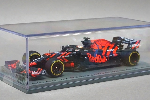 1/43 スパーク S6084 アストンマーティン Red Bull Racing F1 Team