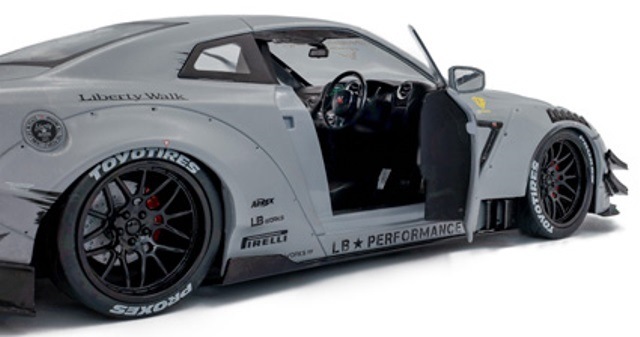 予約 S1805821 SOLIDO 1/18 日産 GT-R (R35) Liberty Walk Body Kit