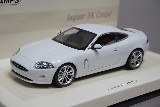 1/43 ミニチャンプス 436130500 ジャガー XK クーペ 2005 Linea Bianco