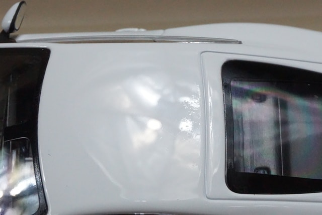 1/43 ミニチャンプス 436130500 ジャガー XK クーペ 2005 Linea Bianco