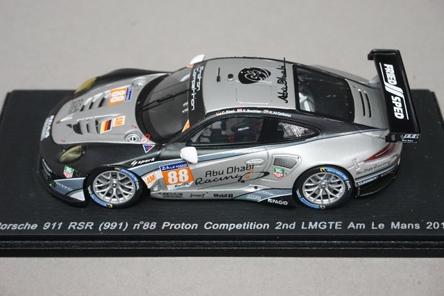 1/43 スパーク S4237 ポルシェ 911 RSR(991) プロトン