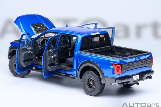 ���� 72949 �����ȥ�����  �ե����� F-150 ��ץ��� �����ѡ����롼 2019 �ʥ᥿��å����֥롼�� 