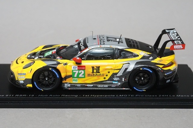 1/43 スパーク S8261 ポルシェ 911 RSR-19 24H LM 2021 #72, Boost