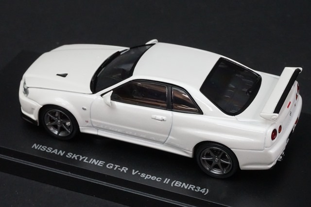 1/43 京商 03381W 日産 スカイライン GT-R (BNR34) VスペックⅡ