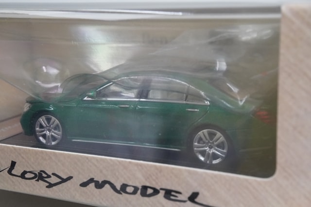 新品 Glory Model 1/64 メルセデスベンツ Mercedes-Benz S 320L W222