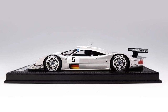 IVY MODEL Mercedes-Benz CLR 1/18 スケールモデル 1/18 IVY Models Mercedes CLR 1999 24 Hours of Le Mans Car #5