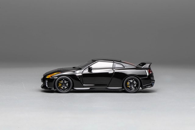 予約 M63517 モーターヘリックス 1/64 日産 NISSAN GT-R (R35