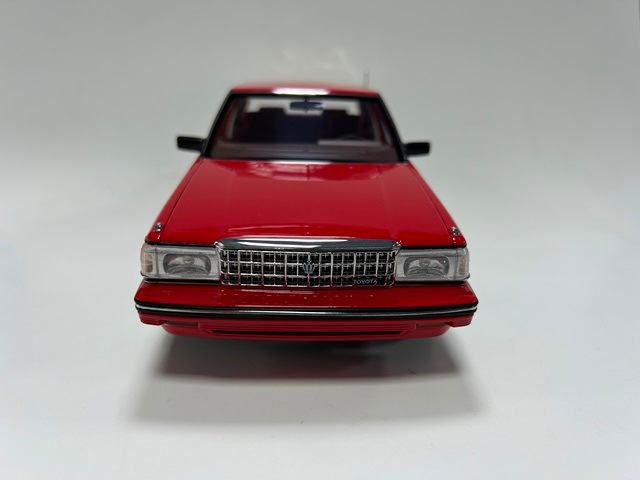 新品 8250614R-1 XiaoGuang MODEL 1/18 トヨタ クラウン MS122 レッド