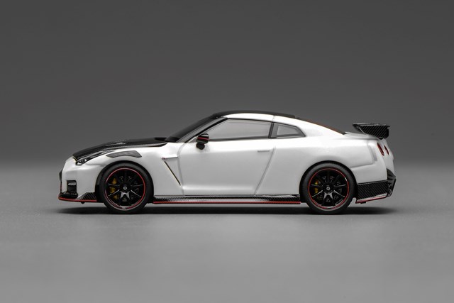 予約 M63525 モーターヘリックス 1/64 Nissan GT-R NISMO (R35