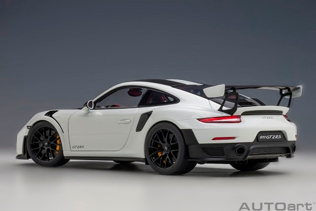 新品 78171 オートアート 1/18 ポルシェ 911 （991.2） GT2 RS