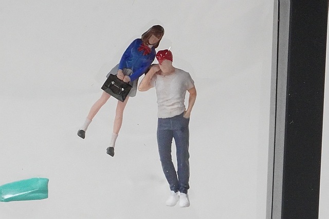 新品 SCJ88003 収蔵家 1/64 通学路 ジオラマ 横断歩道のある街角