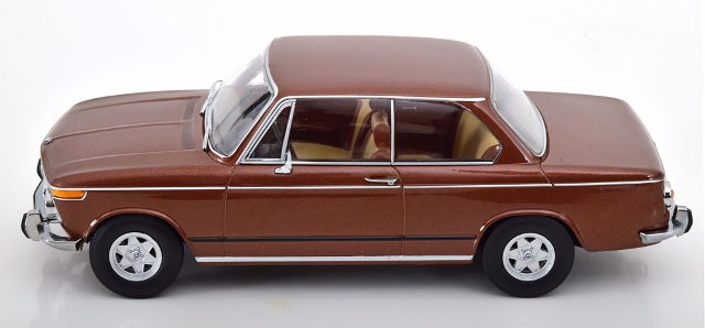Modellino in miniatura Bmw 2002 1/18 KK Scale Alpina nero/Décorer 1974 - Modelli