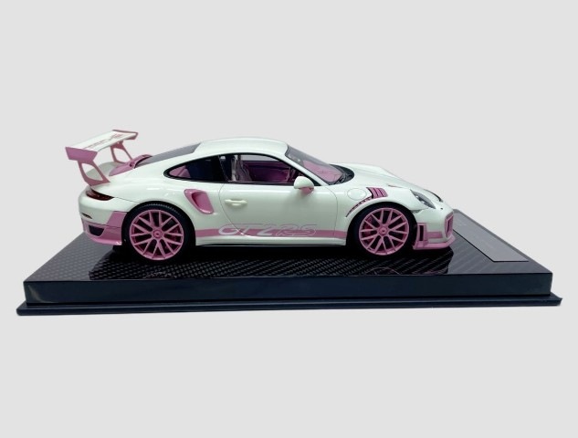 ポルシェPORSCHE 37 911S ミニカー 楽天市場】ミニチャンプス 1/18 ポルシェ 911/992 GT3 RS ヴァイ