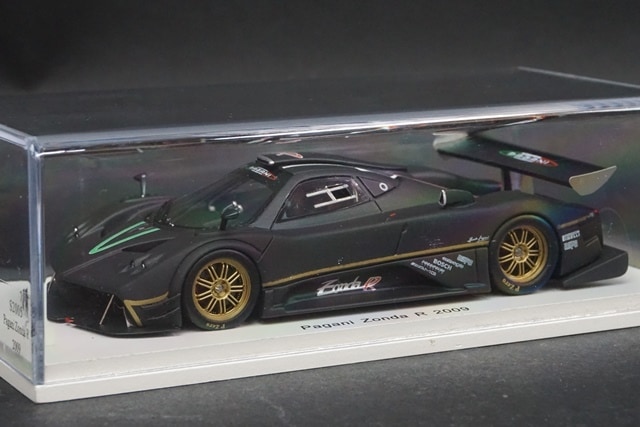1/43 スパーク S2005 パガーニ ゾンダ R 2009 マットブラック, Boost