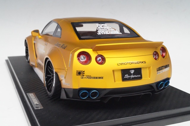 ����17B02-71 onemodel 1/18 ���� LB Work R35 Ducktail �ޥåȥ������