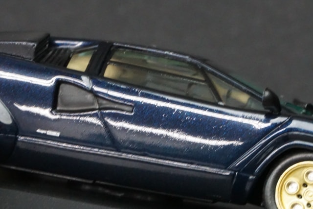 1/43 イクソ CLC025 ランボルギーニ Countach LP400S W.Wolf