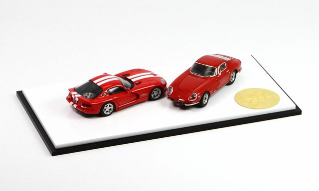 新品 GFCC 1/64 Ferrari 275 ＆ バイパー GTS 2台セット 午年記念