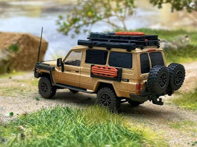 1/64　サンルーフ開閉スライド可能　 IROC Z 80s　精密ミニカー 1/64 サンルーフ開閉スライド可能 IROC Z 80s 精密ミニカー 1/64