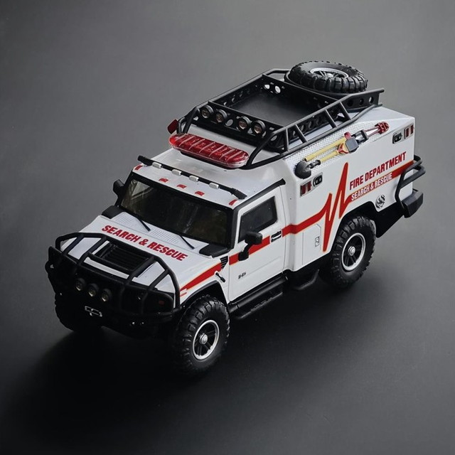 予約 MK Miniatures 1/64 ハマー Hummer H2 Ambulance 救急車 Glossy