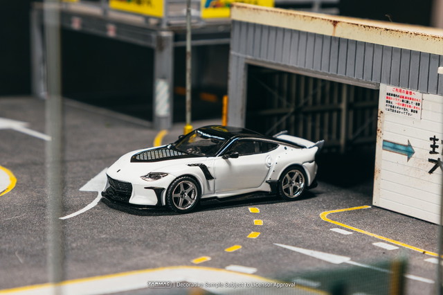 予約 T64G-074-WH-B Tarmac Works 1/64 日産 Nissan VeilSide FFZ400