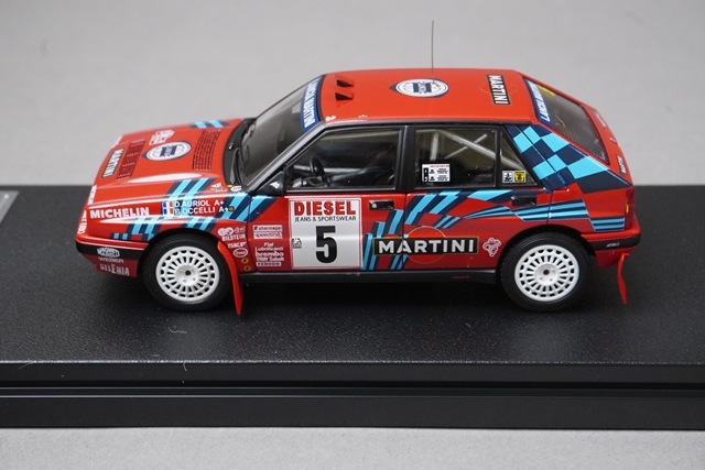 1/43 HPI 8292 ミラージュ ランチア デルタ HF インテグラーレ 16V