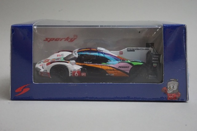 新品 Y301 スパーク Sparky 1/64 ポルシェ 963 #6 PORSCHE PENSKE