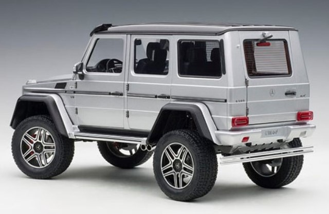新品 76318 オートアート 1/18 メルセデス ベンツ G500 4X4 シルバー
