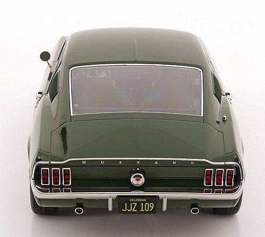 予約 KKDC120221 KK scale 1/12 フォード Mustang GT Fastback