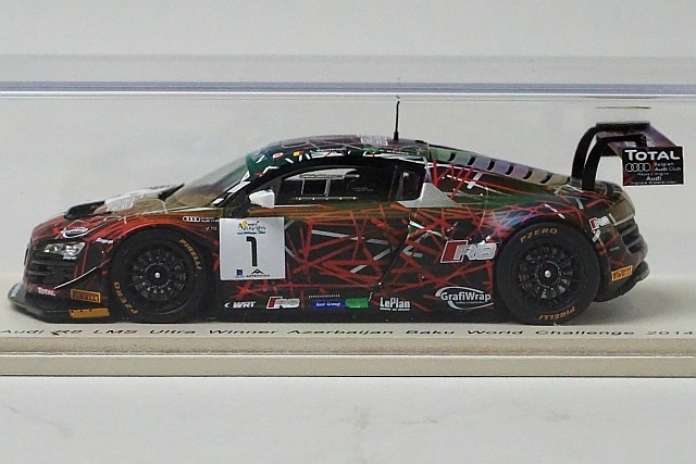 1/43 スパーク SP071 アウディ R8 LMS ウルトラ