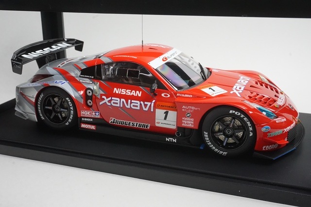 1/18 オートアート 80576 日産 フェアレディ Z ザナヴィ ニスモ
