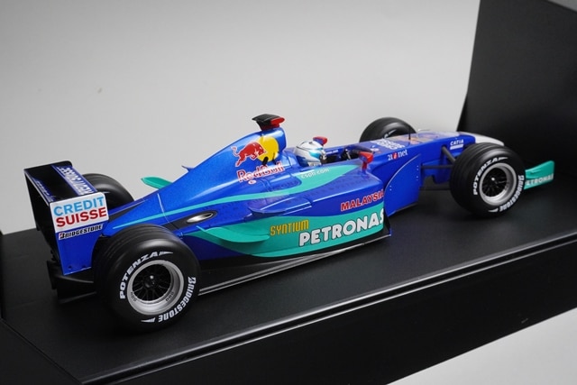 1/18 ミニチャンプス 100010017 レッドブル ザウバー ペトロナス