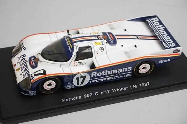 1/43 スパーク S0942 ポルシェ 962C ルマン 優勝 1987 #17 ロスマンズ