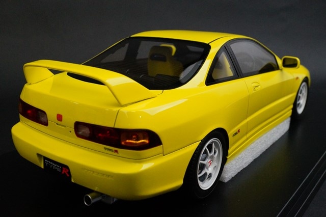 ホンダ 1/18 インテグラ HONDA INTEGRA 2023 イエロー Honda INTEGRA (DC2) TYPE R Yellow | HLJ.com