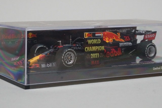 新品 410212333 ミニチャンプス 1/43 ホンダ レッド ブル レーシング