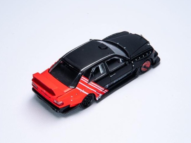 新品 Rhino Model RM 1/64 メルセデス ベンツ Benz MERCEDES W124