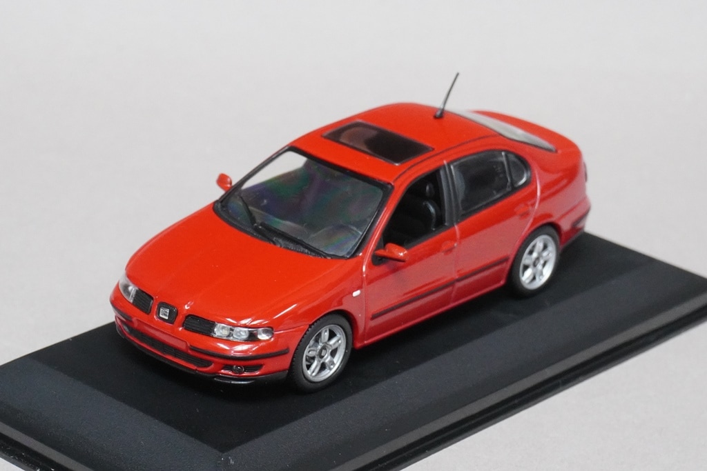 1/43 ミニチャンプス 430058400 セアト トレド 1999, Boost Gear