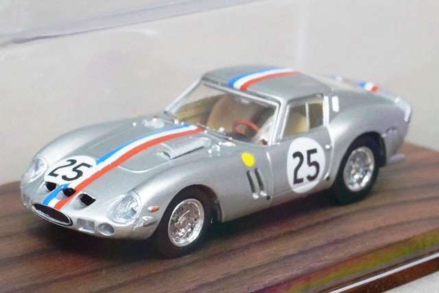 新品 FY64030 Finclassically 1/64 250 GTO S/N 4153GT Silver #25