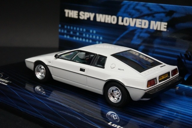 1&frasl;43 ミニチャンプス 400135220 Lotus Esprit S1 BOND collection