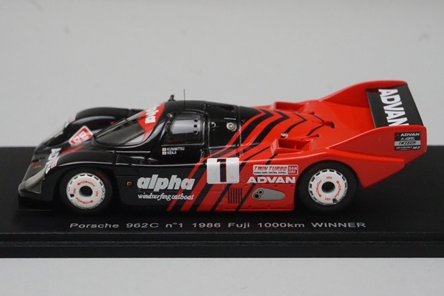 1/43 スパーク KBS055 国際貿易特注 ポルシェ 962C 富士 1000㎞ 優勝