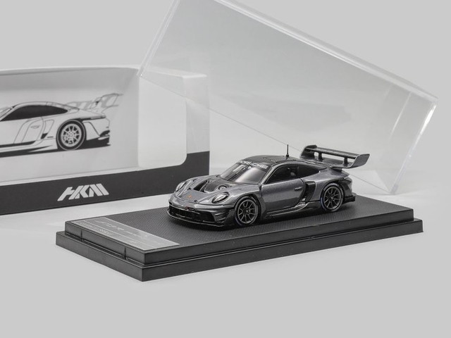 新品 HKM 1/64 ポルシェ 911 (992) GT3 R Rennsport Grey, Boost Gear