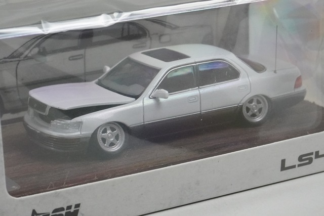 新品 Fine Works64 1/64 レクサス Lexus LS400 XF10 (UCF10