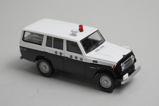 トミカショップ限定　ヨタ ランドクルーザー FJ56V型　福岡県警 Amazon | トミカリミテッドヴィンテージ ミニカー