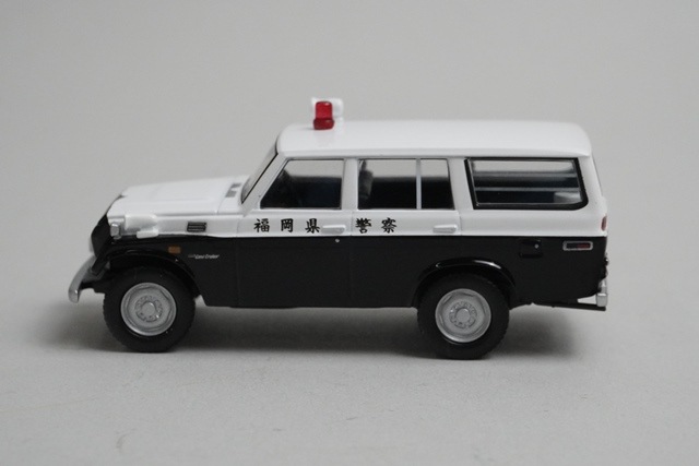 トミカ ランドクルーザー FJ56V型 パトロールカー　トミカショップ限定 LV-114a トヨタ ランドクルーザー FJ56V型 道路公団パトロール
