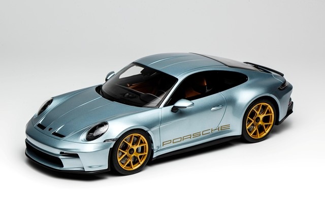 予約 IM1830LB-B IVY Tailor 1/18 ポルシェ PORSCHE 911 S/T 992 Light