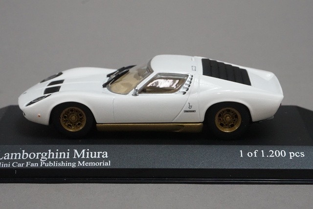 1/43 ミニチャンプス 433103003 ランボルギーニ ミウラ ホワイト