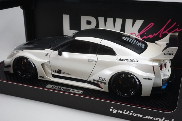 1/18 イグニッションモデル IG2358 LB-Silhouette WORKS GT 日産