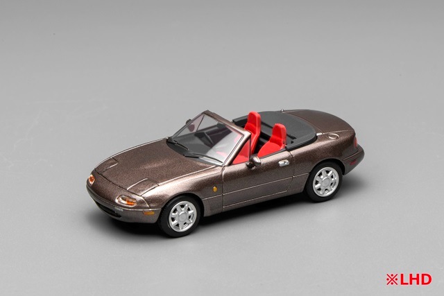 予約 M60207L モーターヘリックス 1/64 マツダ MX-5 Miata (NA) 左